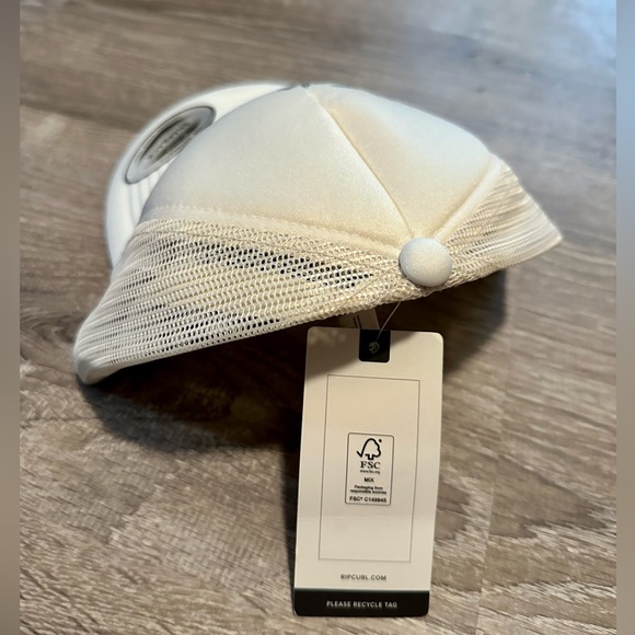 Rip Curl Beach Tropical Island Floral SnapBack Cap Hat - Picture 2 of 3